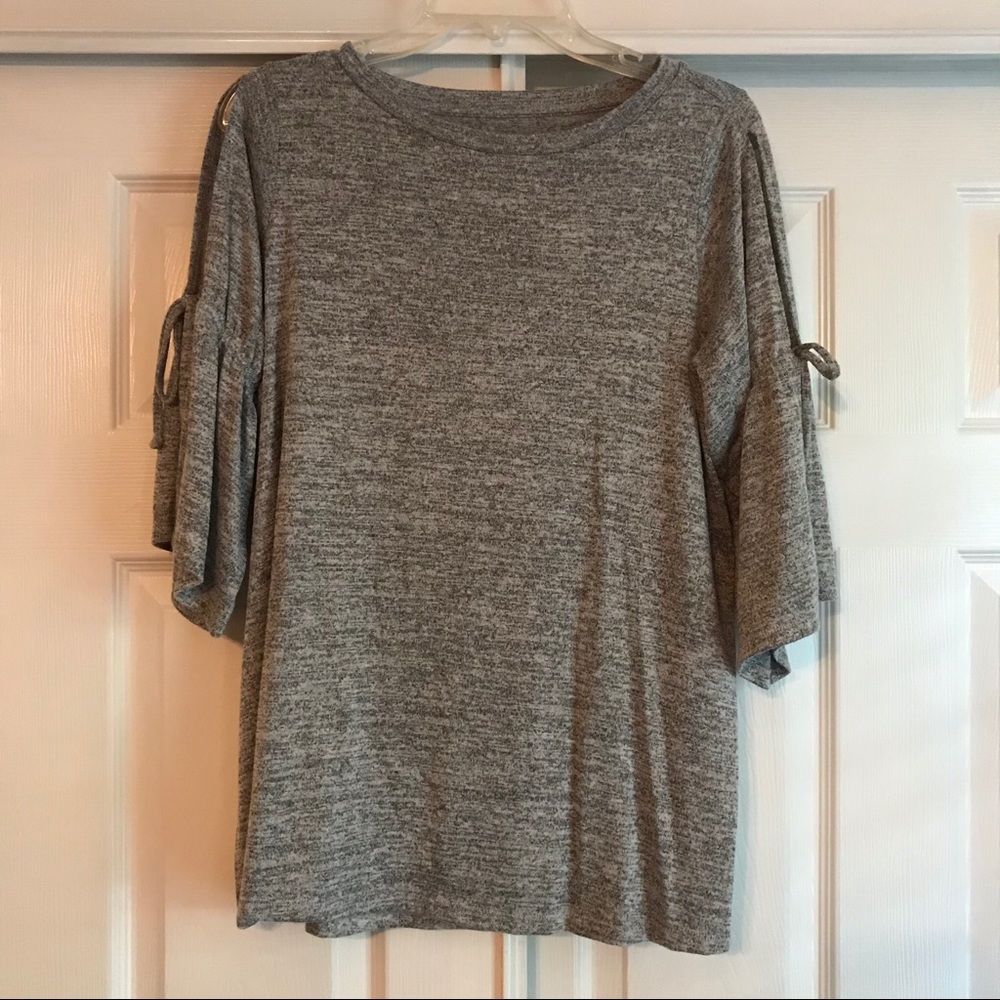 LOFT maternity bell sleeve top Sz. S/M
